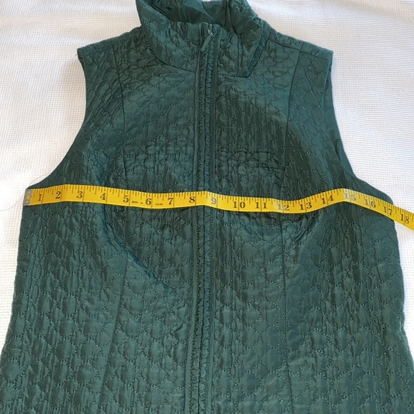 Roz & Ali Woman’s Quilted Vest Size Small dark Green with zipper - Picture 9 of 11
